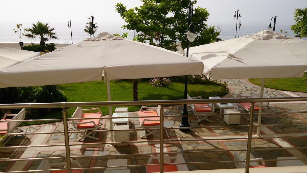 Villa Un Bel Posto Sea View Vrasná Buitenkant foto